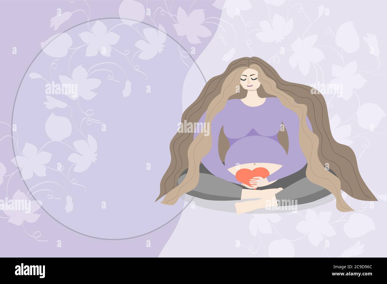 une femme enceinte aux cheveux longs est assise dans une position de lotus et tient un cœur dans ses mains près de l'abdomen. la future mère donne l'amour à son enfant. Magnifique Illustration de Vecteur