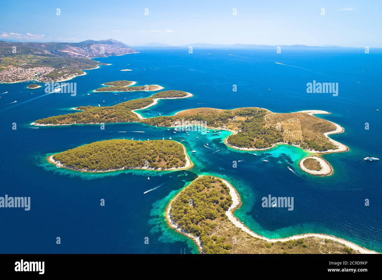 Pakleni otoci yachting destination arcipelago vue aérienne, île de Hvar, région de Dalmatie en Croatie Banque D'Images