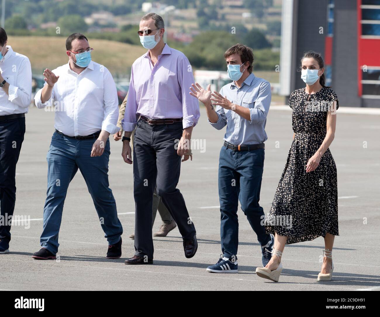 Oviedo. Asturies, nord de l'Espagne. 30 juillet 2020. Le roi Felipe VI d'Espagne, la reine Letizia d'Espagne visite le musée Fernando Alonso. Ce voyage fait partie d'une tournée royale qui fera découvrir le roi Felipe et la reine Letizia à travers diverses communautés autonomes espagnoles dans le but de soutenir l'activité économique, sociale et culturelle après l'épidémie de coronavirus. Crédit: Aurelio Flórez Banque D'Images