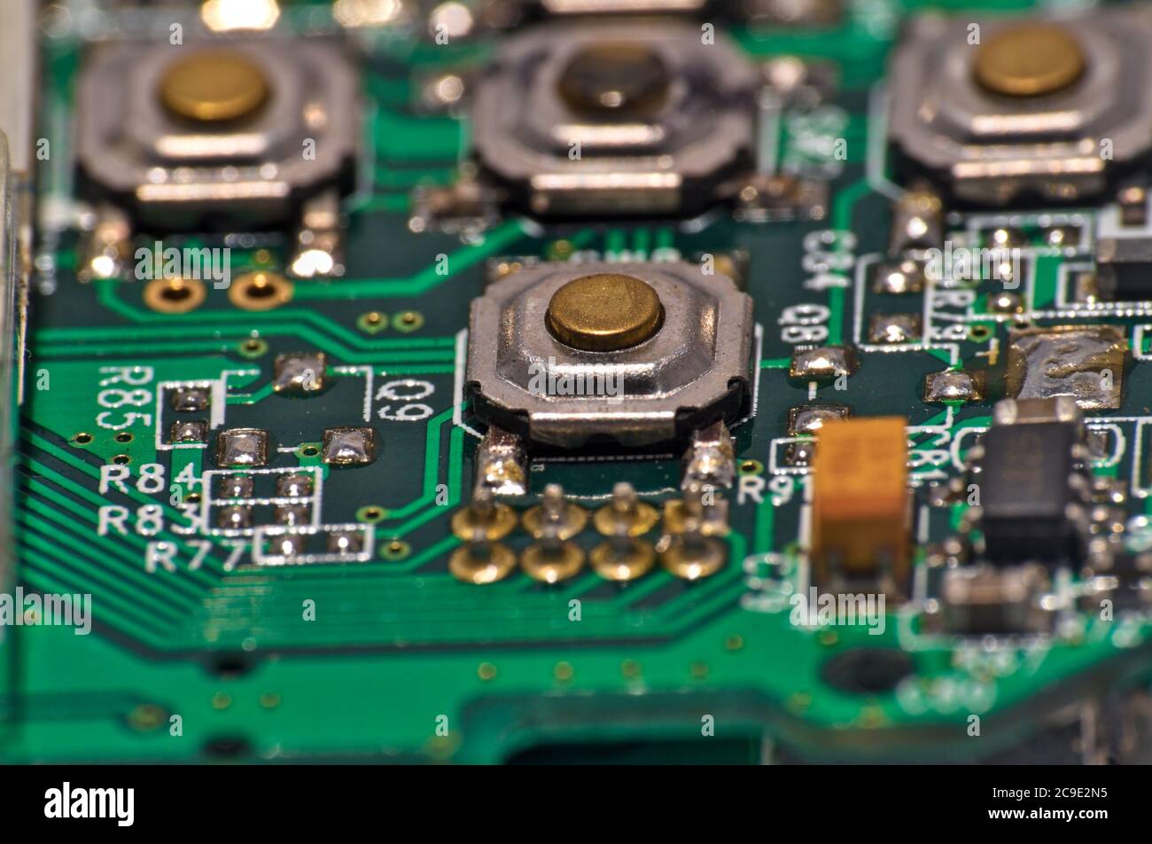 Vue macro de la carte de circuit imprimé. Composants électroniques Banque D'Images