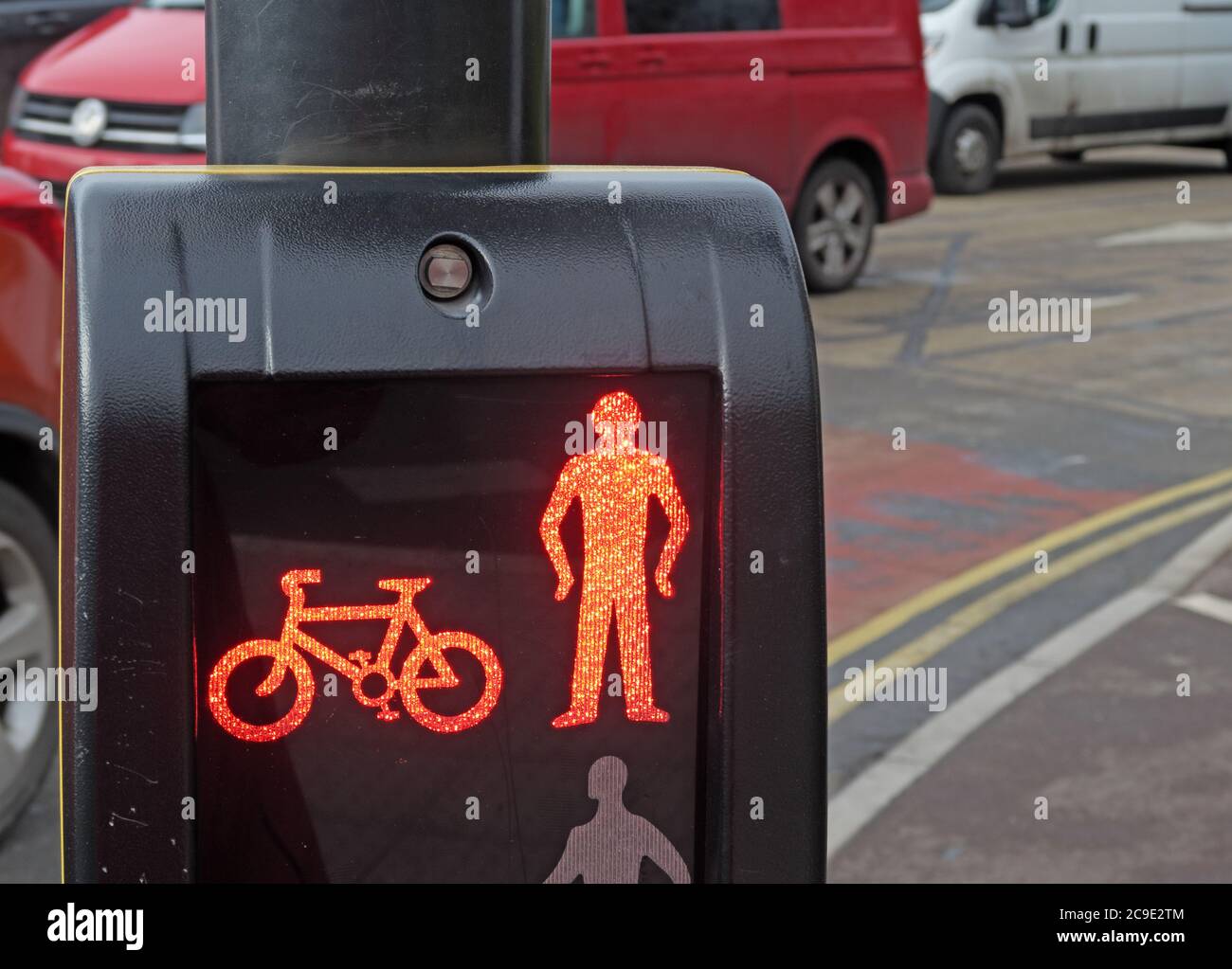 Red Man - Do Cross, Pelican Crossing, Angleterre, Royaume-Uni Banque D'Images