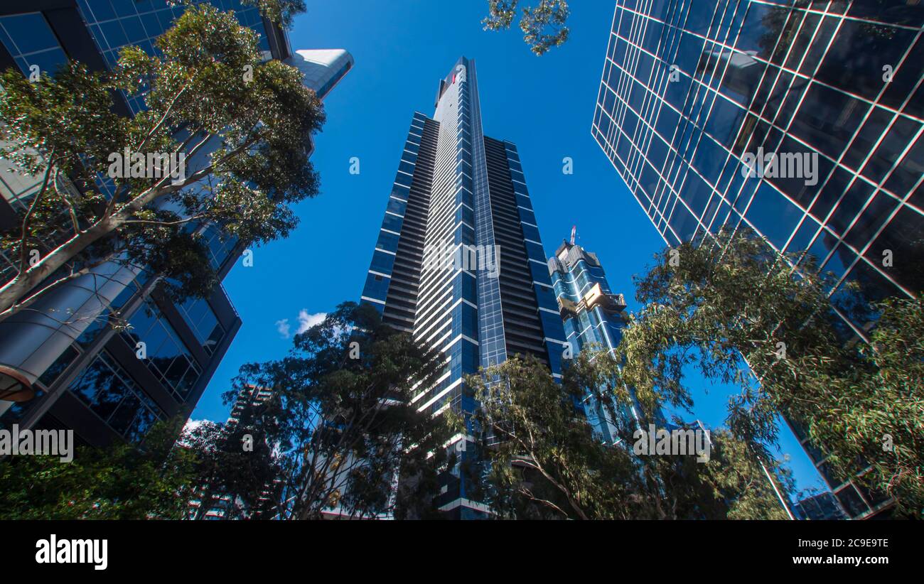 Bâtiments en milieu urbain un parc à Melbourne, Australie Banque D'Images