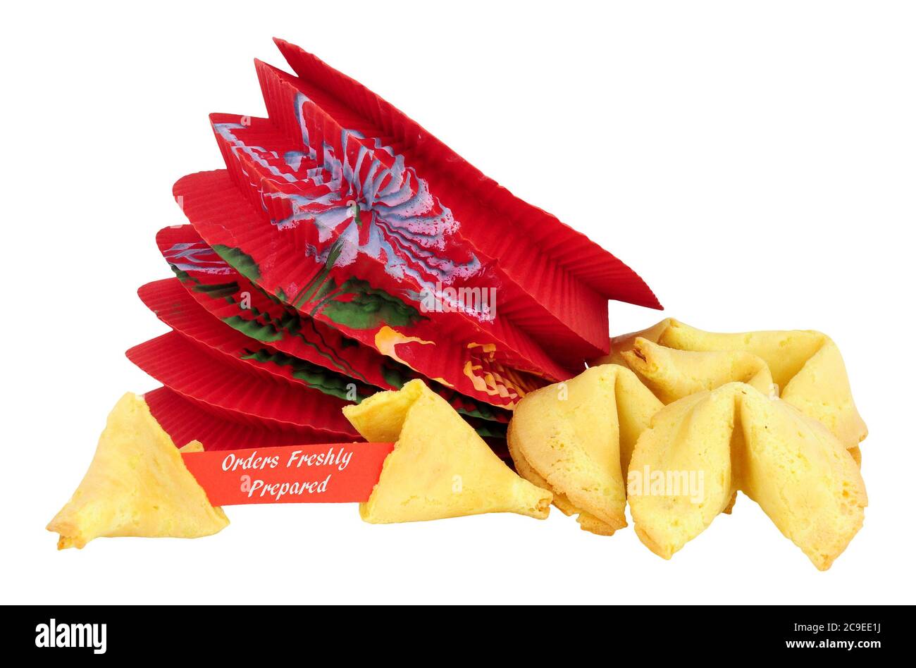 Des cookies de fortune avec commande maintenant et un message fraîchement préparé isolé sur un fond blanc Banque D'Images