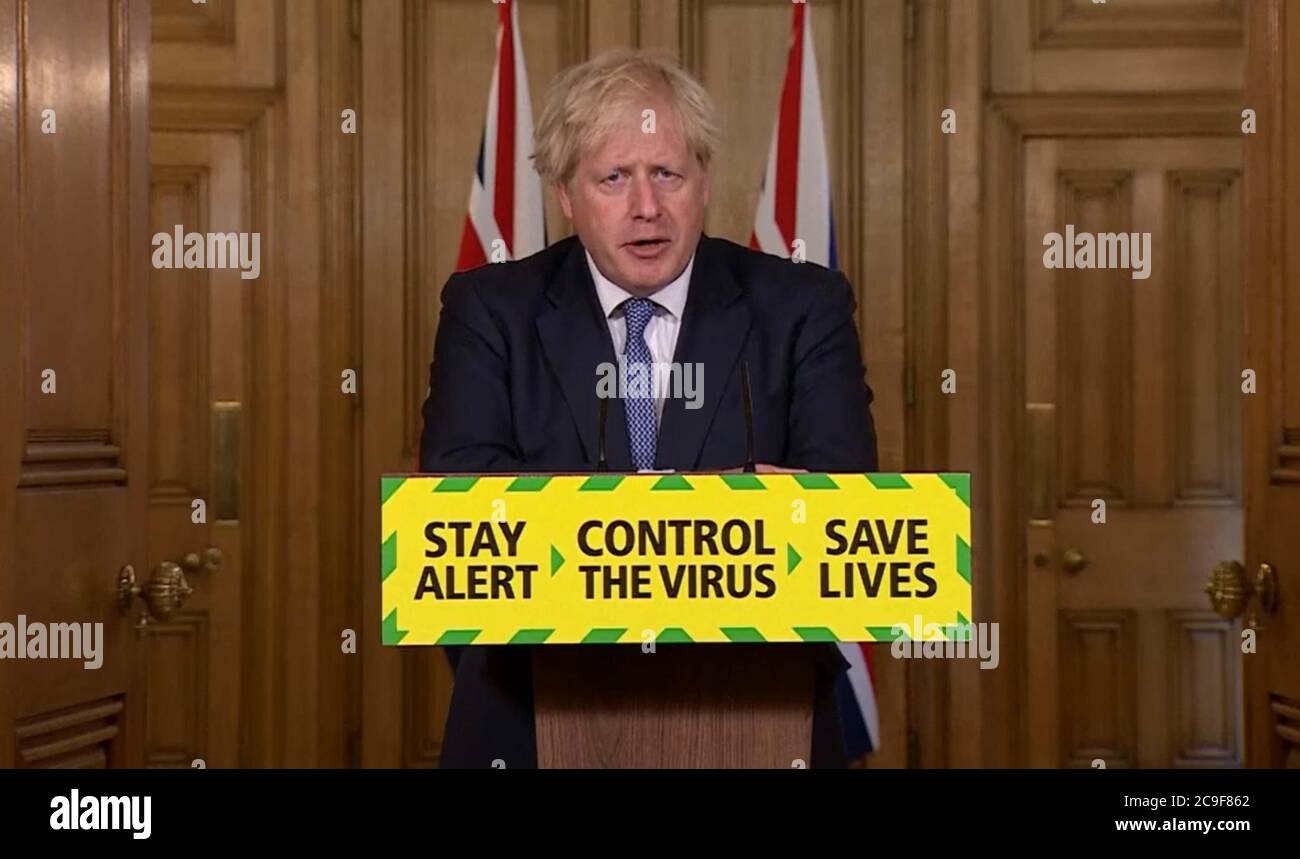 Le Premier ministre Boris Johnson lors d'une réunion d'information à Downing Street, Londres, sur le coronavirus (COVID-19). Banque D'Images
