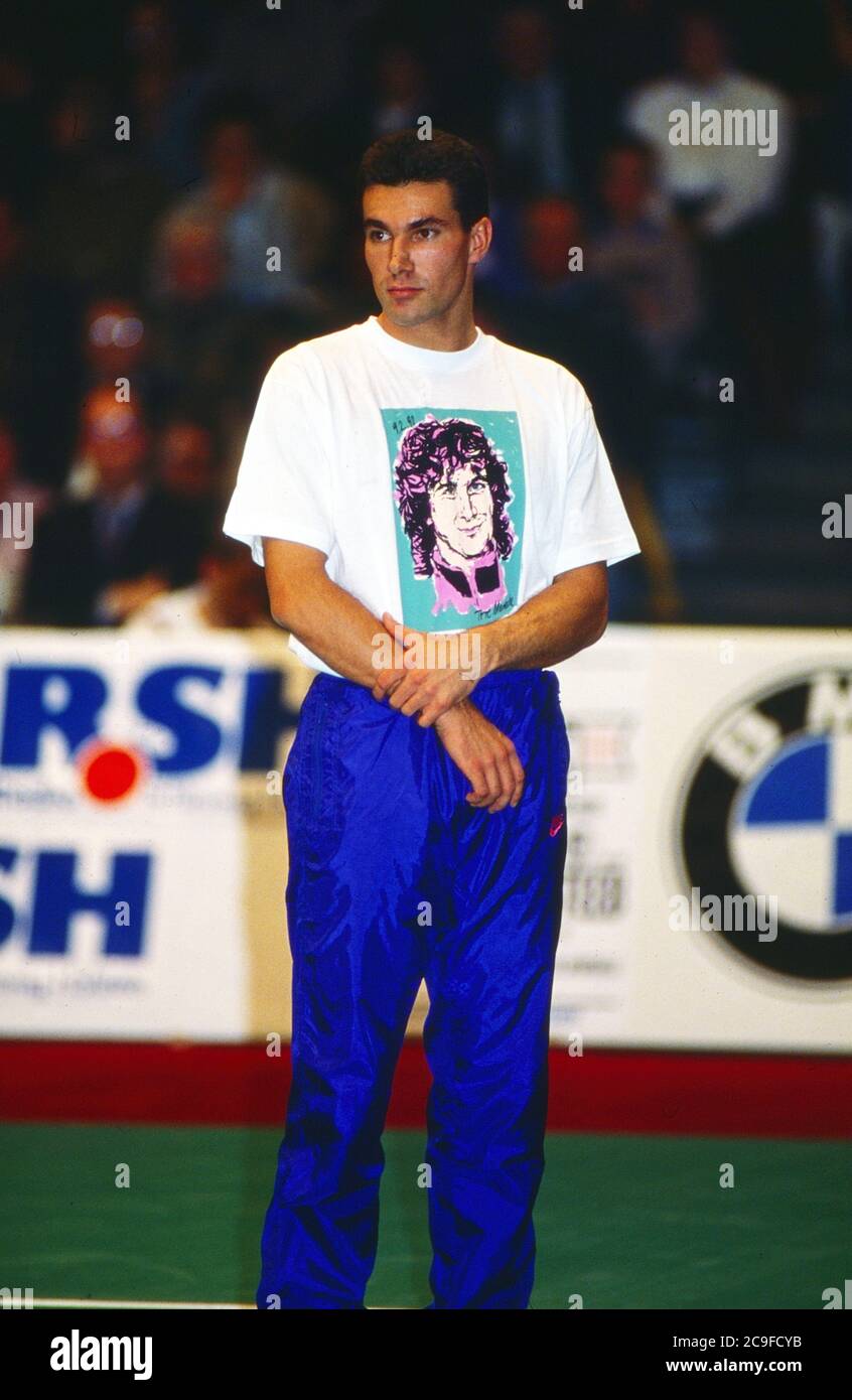 Tennis Gala zugunsten der Tore-Meinecke-Stiftung auf dem Rothebaum in Hamburg, Deutschland 1990, Gaststar: Carl Uwe Charly Steeb Banque D'Images