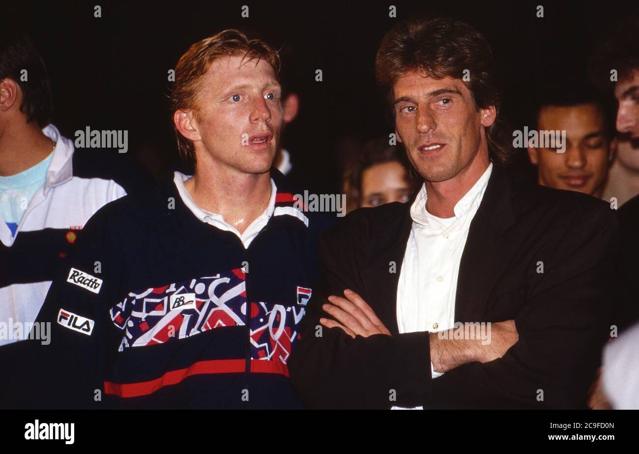 Tennis Gala zugunsten der Tore-Meinecke-Stiftung auf dem Rothebaum à Hambourg, Allemagne 1990, Gaststar: Boris Becker, Uli Stein Banque D'Images