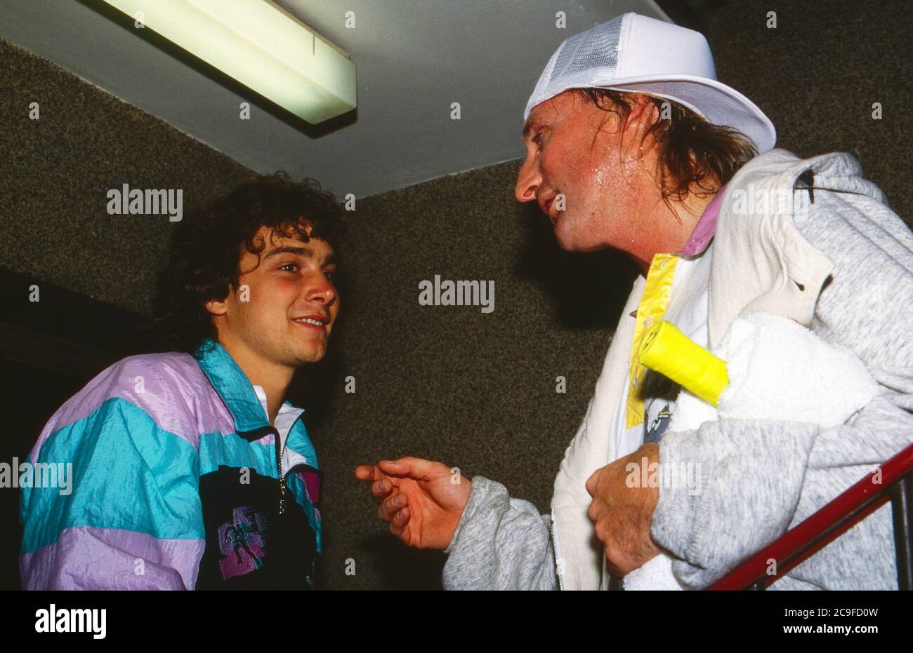 Tennis Gala zugunsten der Tore-Meinecke-Stiftung auf dem Rothebaum in Hamburg, Deutschland 1990, Gaststar: Tore Meinecke, Otto Waalkes Banque D'Images