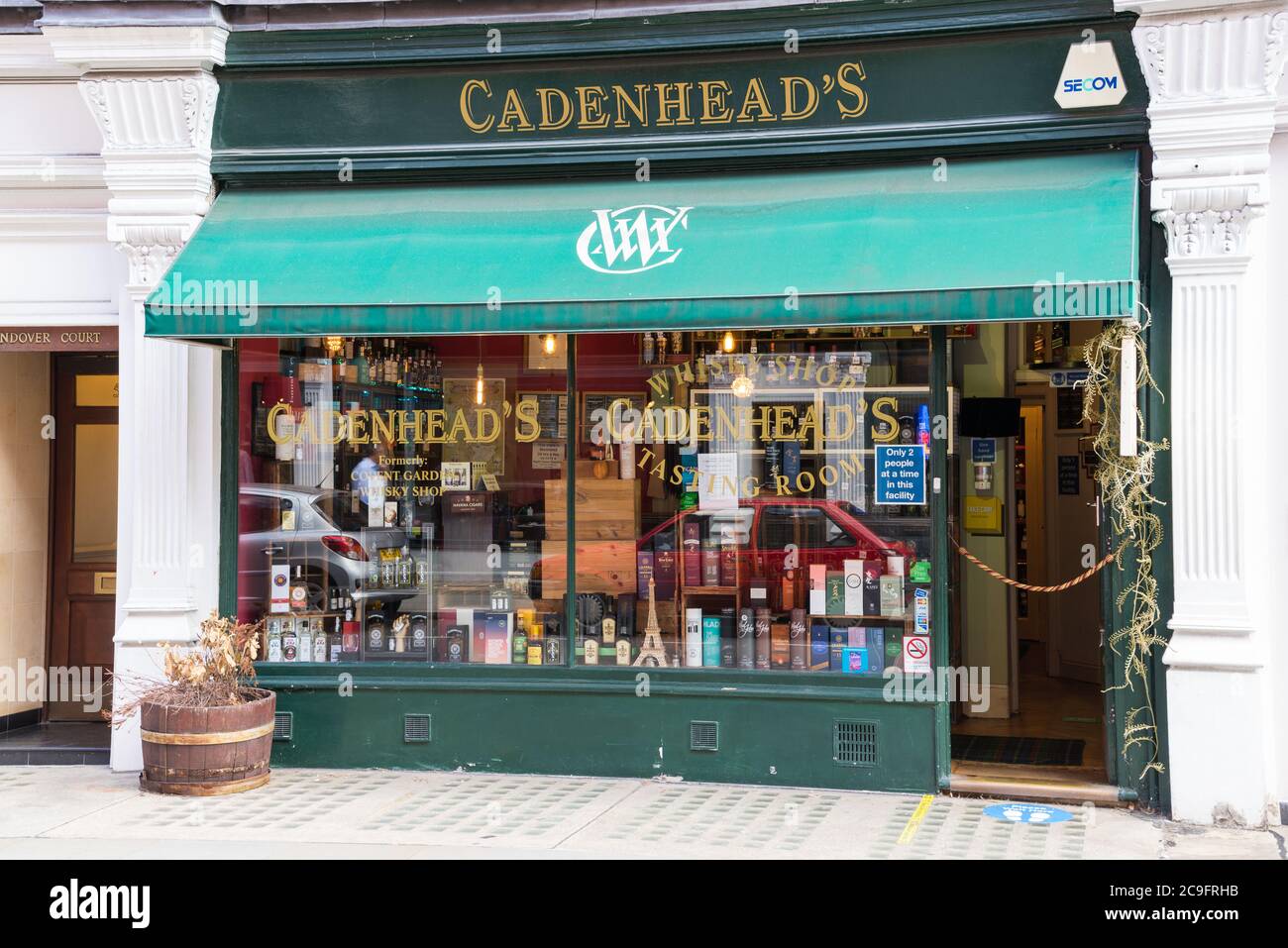 Cadenhead's Whisky Shop & Tasting Room à Chiltern Street, Marylebone,  Londres, Angleterre, Royaume-Uni Photo Stock - Alamy