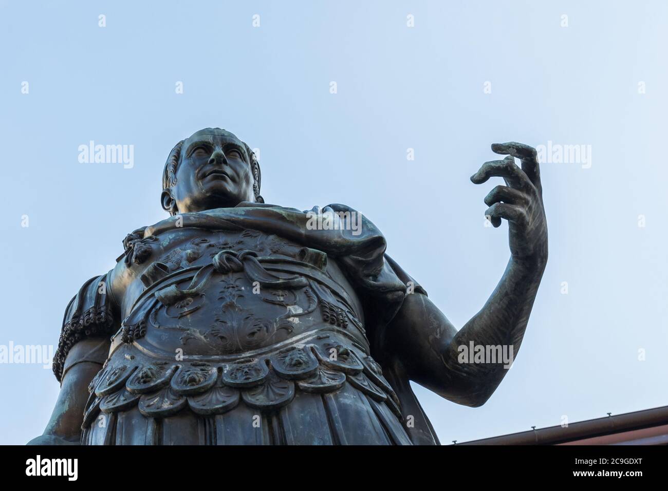 Jules César statue en Cividale del Friuli, Italie Banque D'Images