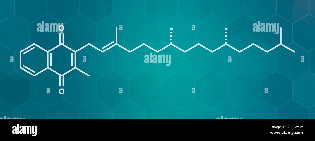 Molécule de vitamine K (K1, phylloquinone, phytoménadione). Formule blanche du squelette sur fond de gradient sarcelle foncé avec motif hexagonal. Banque D'Images