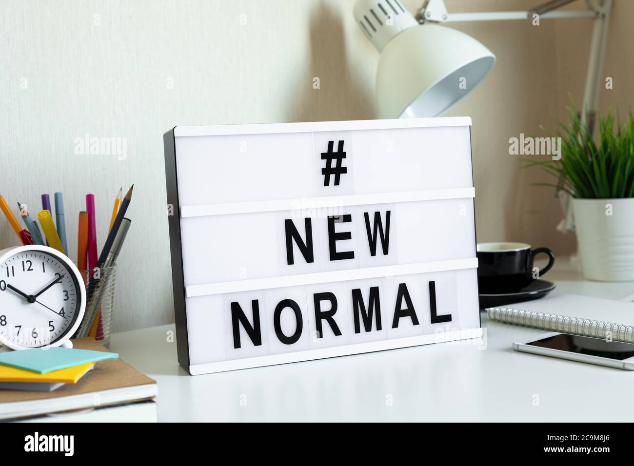 Nouveau mode normal, rester à la maison, travailler à la maison, social distancing concepts sur la situation d'épidémie de Covid-19.sécurité et des idées de soins de santé Banque D'Images