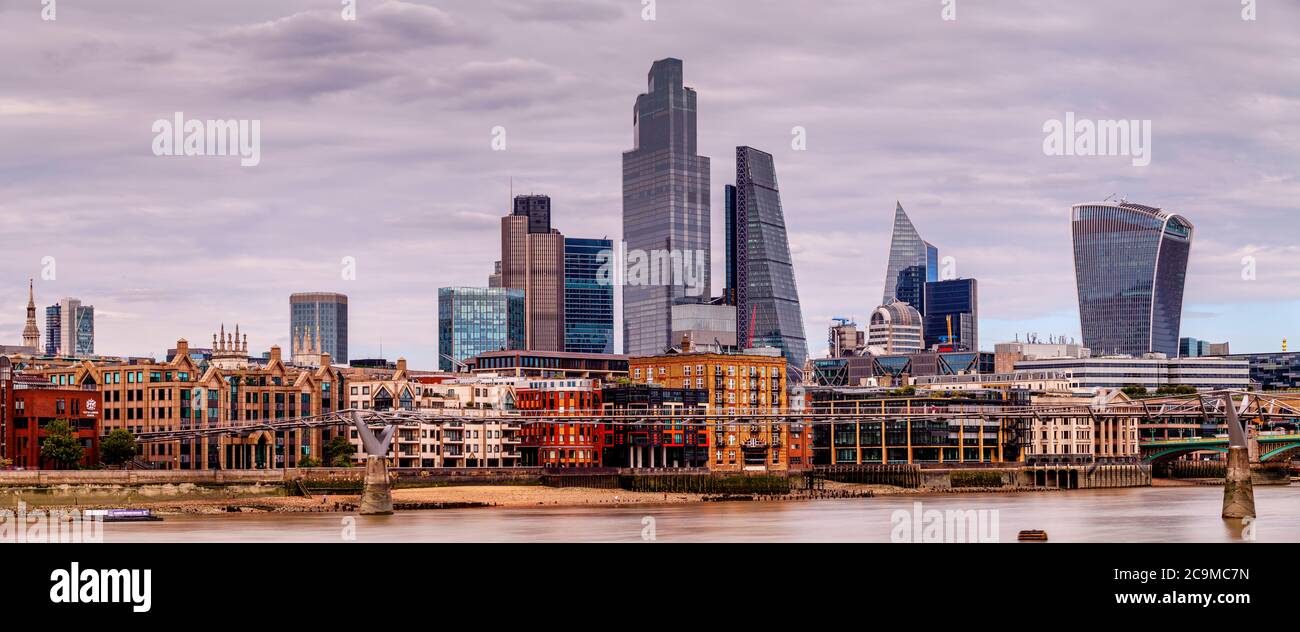 La City of London Skyline vue de Southbank, Londres, Royaume-Uni Banque D'Images