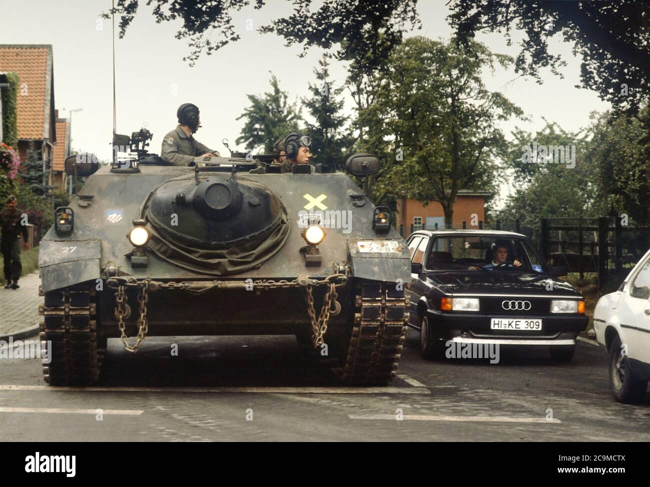 - exercices OTAN en Allemagne, armée belge pistolet antichar auto-propulsé JPZ 4-5 (septembre 1986) - Esercitazioni OTAN à Germania, cannone anticarro semovente JPZ 4-5 dell' Esercito Belga (Settemembre 1986) Banque D'Images