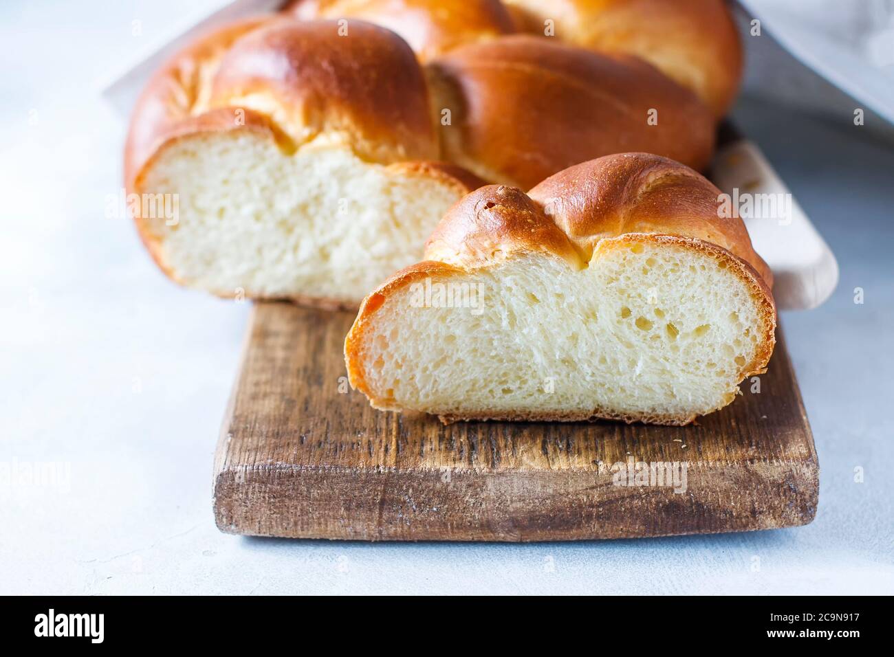 Pain au challah maison, sélection. Pain traditionnel Banque D'Images