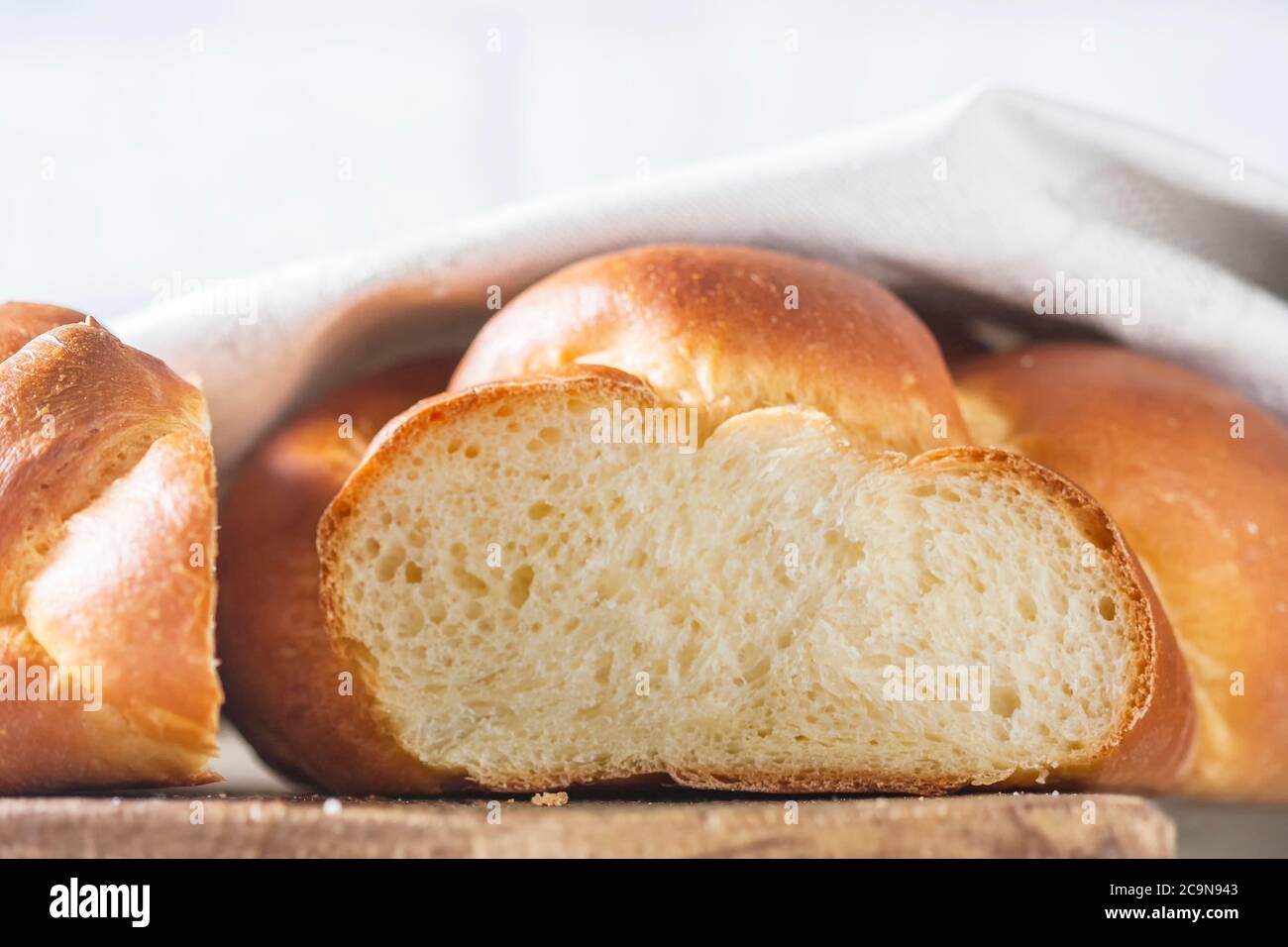Pain au challah maison, sélection. Pain traditionnel. Banque D'Images