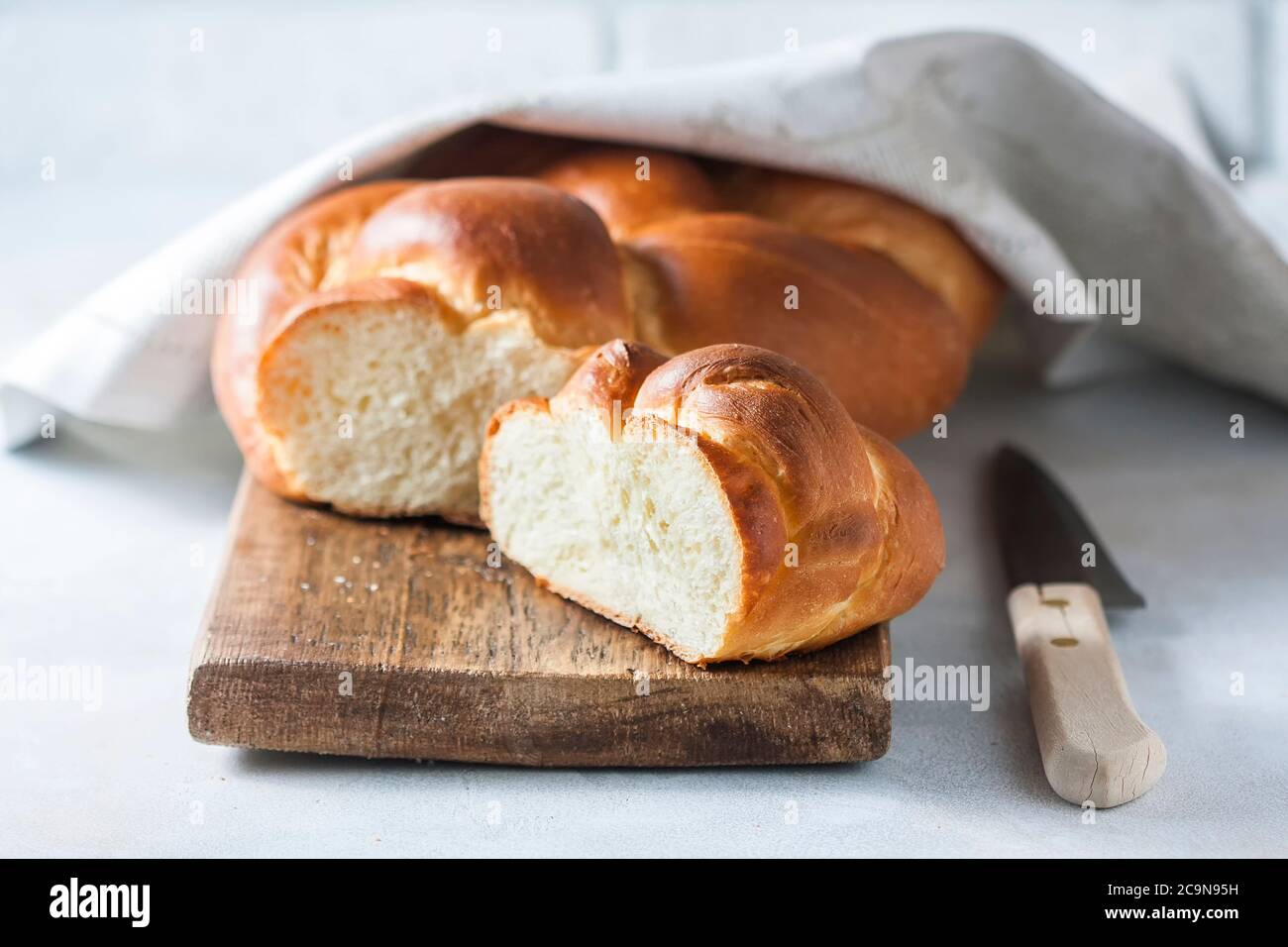 Pain au challah maison, sélection. Pain traditionnel Banque D'Images