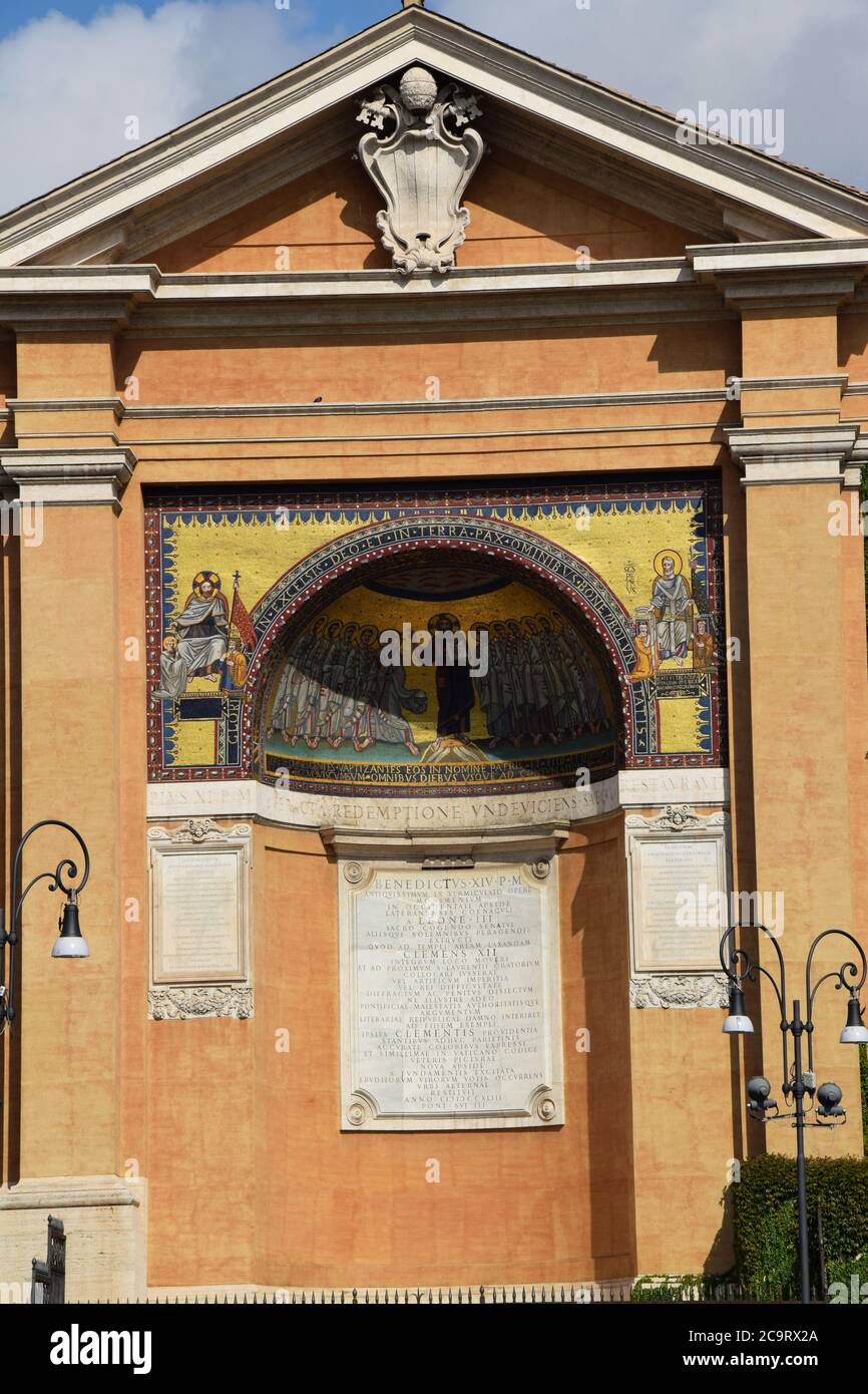San Lorenzo à Palatio ad Sancta Sanctorum sur la Piazza di Porta San Giovanni à côté de la basilique Saint-Jean dans la ville de Rome, Italie Banque D'Images