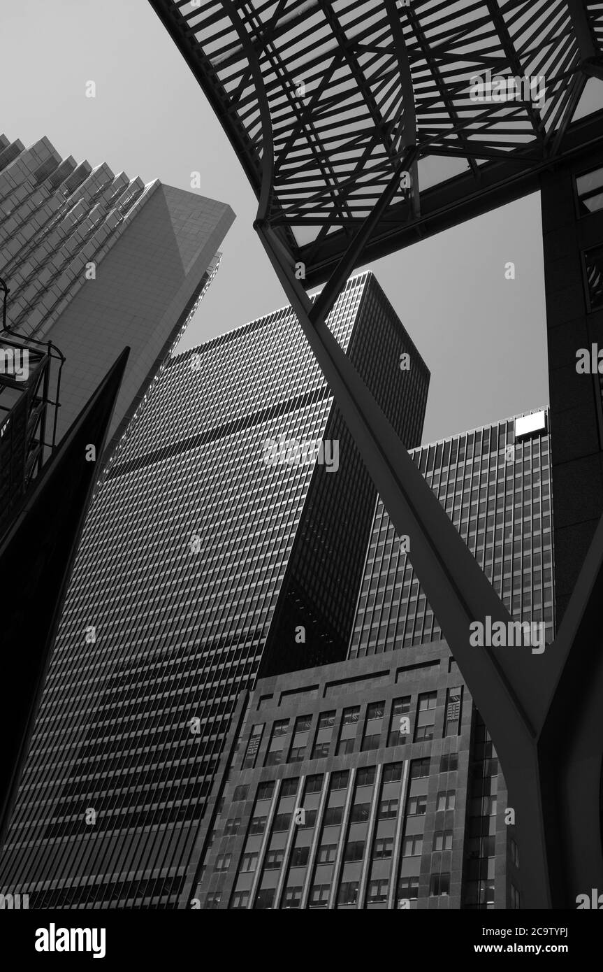 Vue verticale d'un gratte-ciel à Toronto Banque D'Images