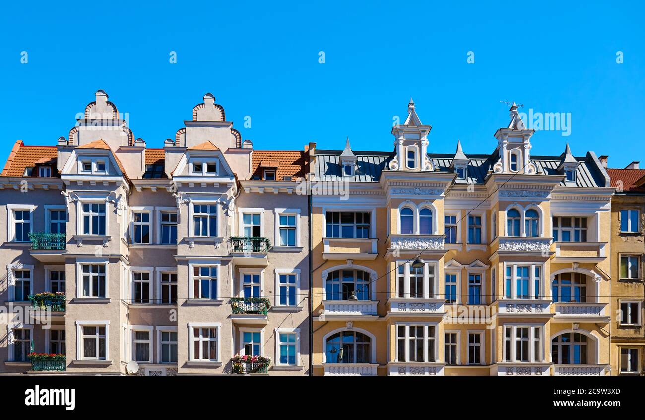 Maisons anciennes sur la rue Jagielonska à Szczecin, Pologne. Banque D'Images