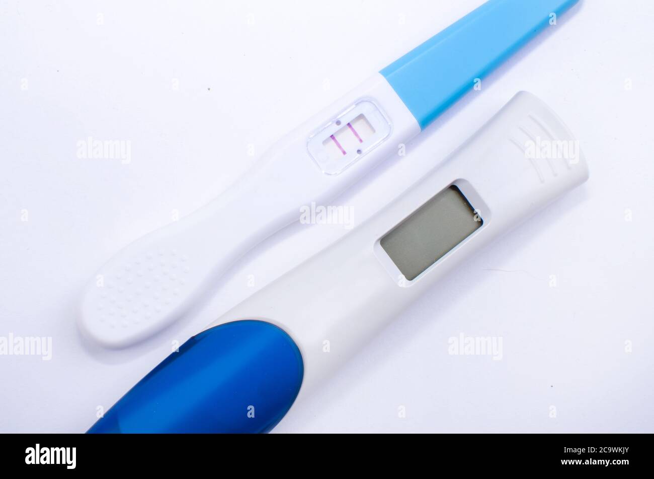 Test De Grossesse Numérique Positif Banque d'image et photos - Alamy
