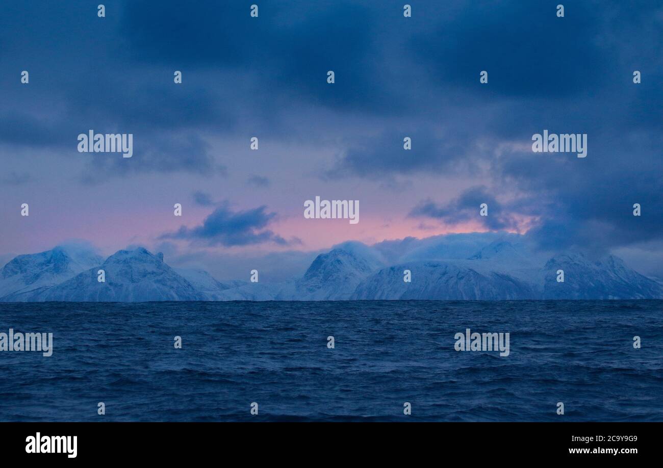 Scène océanique autour d'Andenes, île d'Andoya, Vesteralen, Norvège, Scandinavie, Europ Banque D'Images