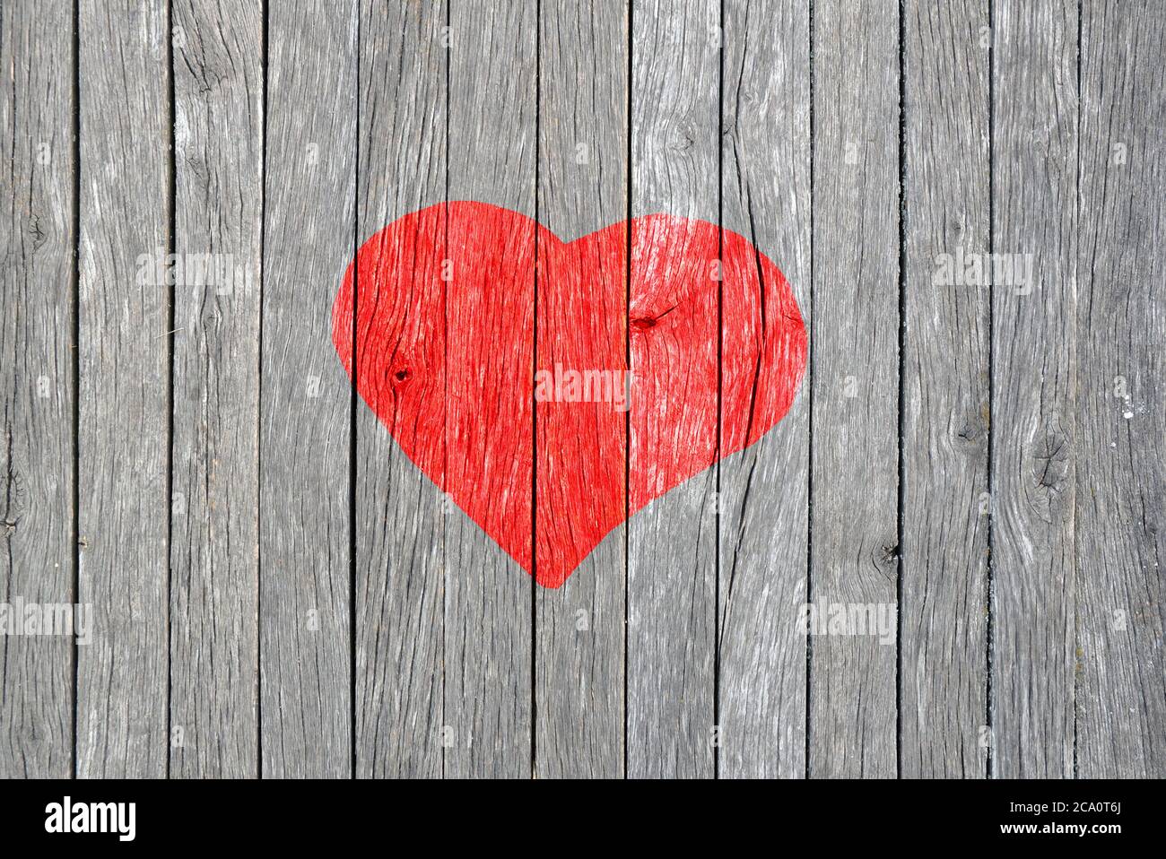 Dessin D Un Symbole D Amour Sur Un Mur En Bois Un Cœur Photo Stock Alamy