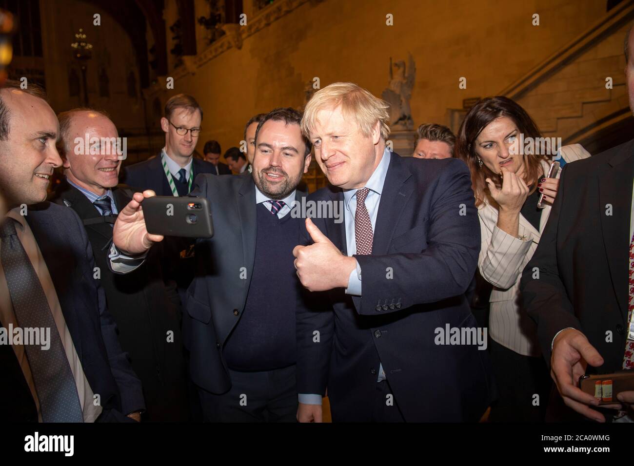 Le Premier ministre britannique Boris Johnson rencontre son nouveau député dans le Westminster Hall, dans les chambres du Parlement Banque D'Images
