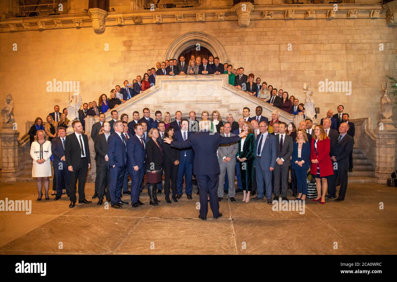 Le Premier ministre britannique Boris Johnson rencontre son nouveau député dans le Westminster Hall, dans les chambres du Parlement Banque D'Images
