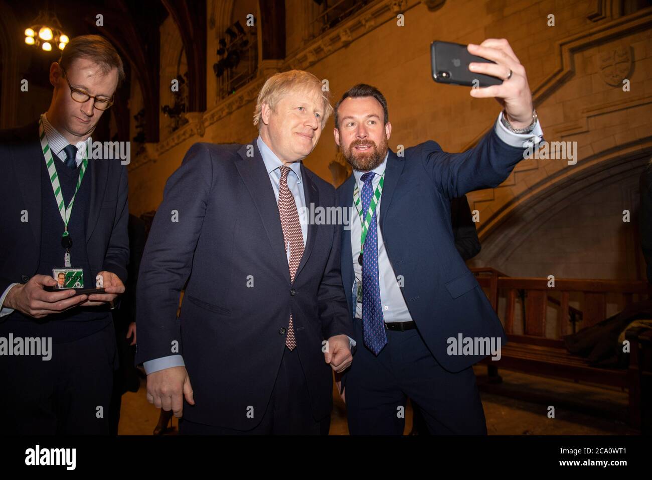 Le Premier ministre britannique Boris Johnson rencontre son nouveau député dans le Westminster Hall, dans les chambres du Parlement Banque D'Images