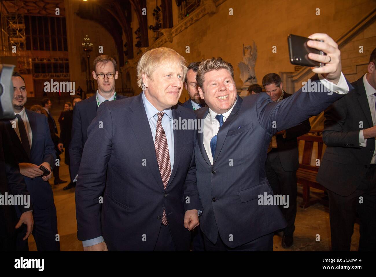 Le Premier ministre britannique Boris Johnson rencontre son nouveau député dans le Westminster Hall, dans les chambres du Parlement Banque D'Images