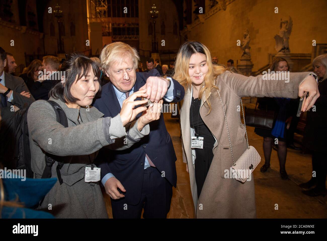 Le Premier ministre britannique Boris Johnson rencontre son nouveau député dans le Westminster Hall, dans les chambres du Parlement Banque D'Images