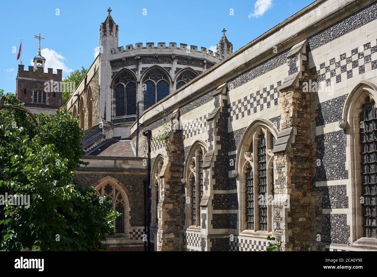 L'aspect nord de l'église historique de St Bartholemew le Grand à West Smithfield, Londres Royaume-Uni Banque D'Images