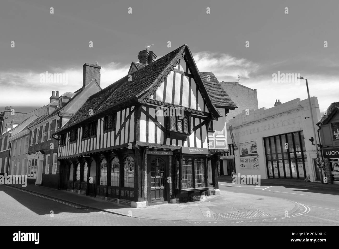 Ipswich, Suffolk, Royaume-Uni - 30 juillet 2020 : rues du centre-ville. Bâtiment classé dans la rue Soane utilisé comme bureau d'agent immobilier. Banque D'Images
