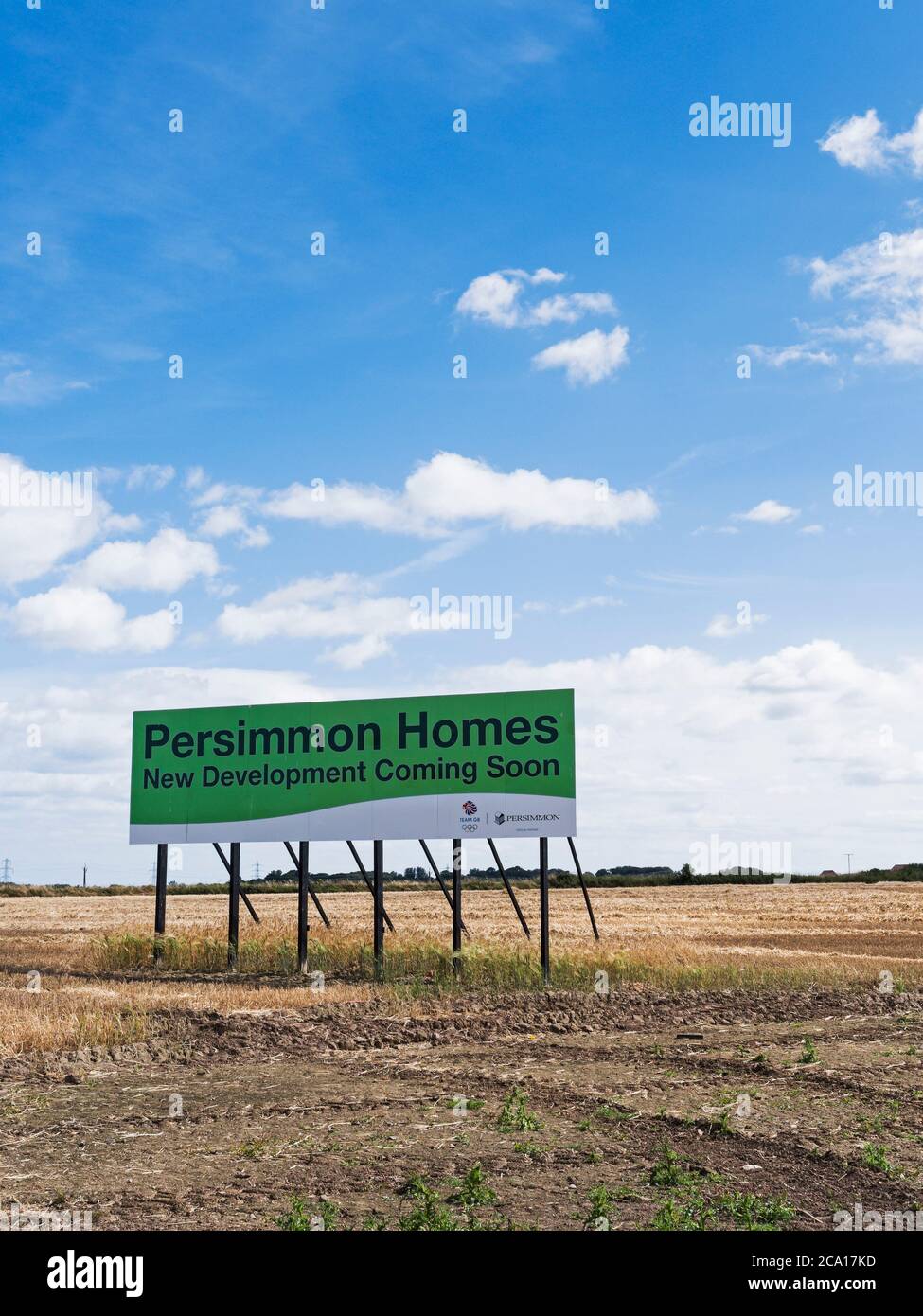 Changement d'utilisation des terres au Royaume-Uni. Les terres agricoles sont vendues à Persimmon Homes pour la construction de maisons à Ashington, dans le Northumberland. Banque D'Images
