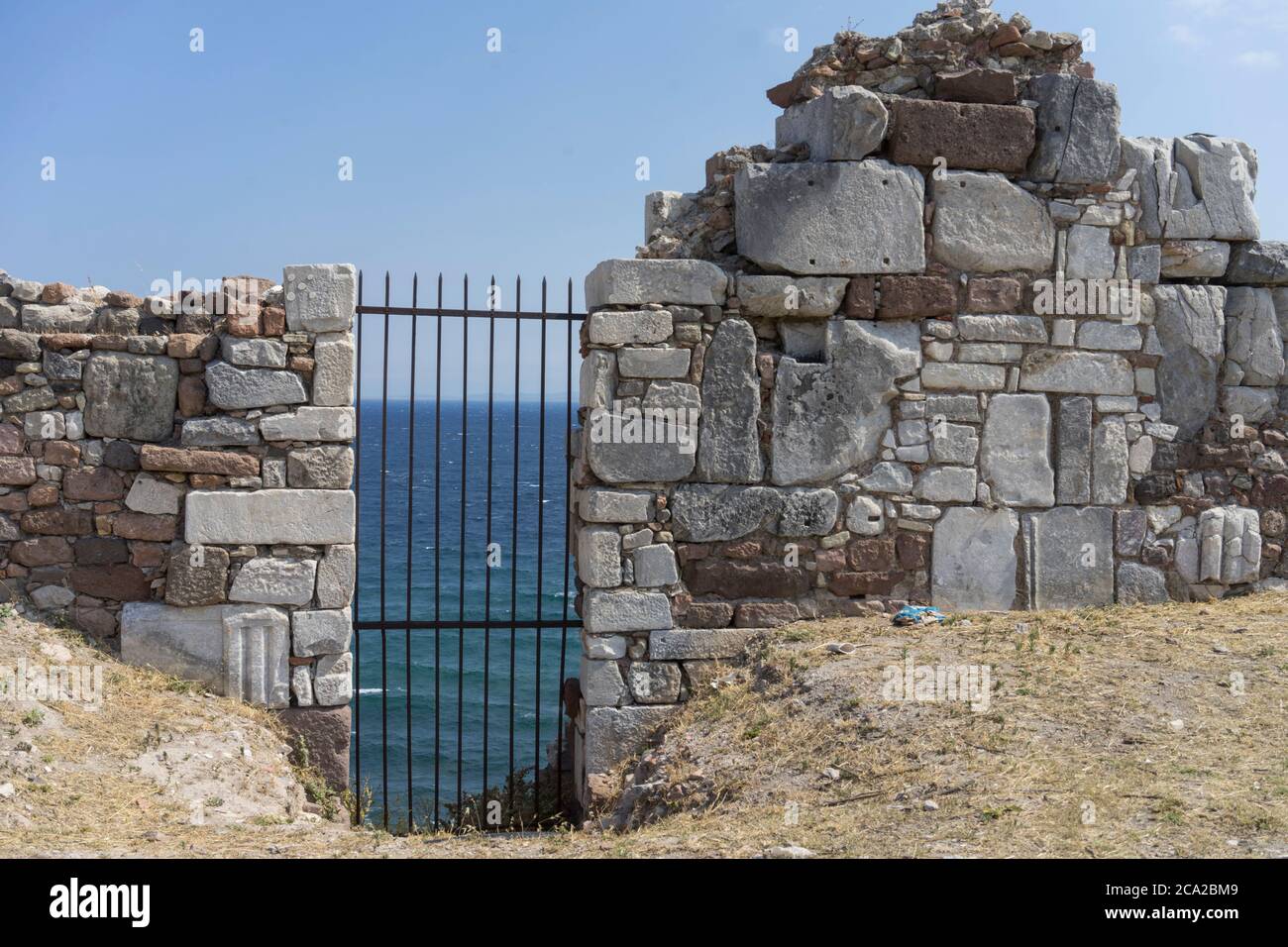 Une porte du château de Mytilini Banque D'Images