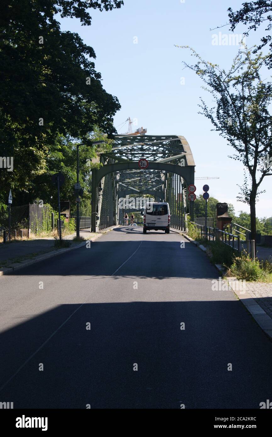 Eiswerderbrücke à Berlin-Spandau zwischen Hakenfelde und der Insel Eiswerder Banque D'Images
