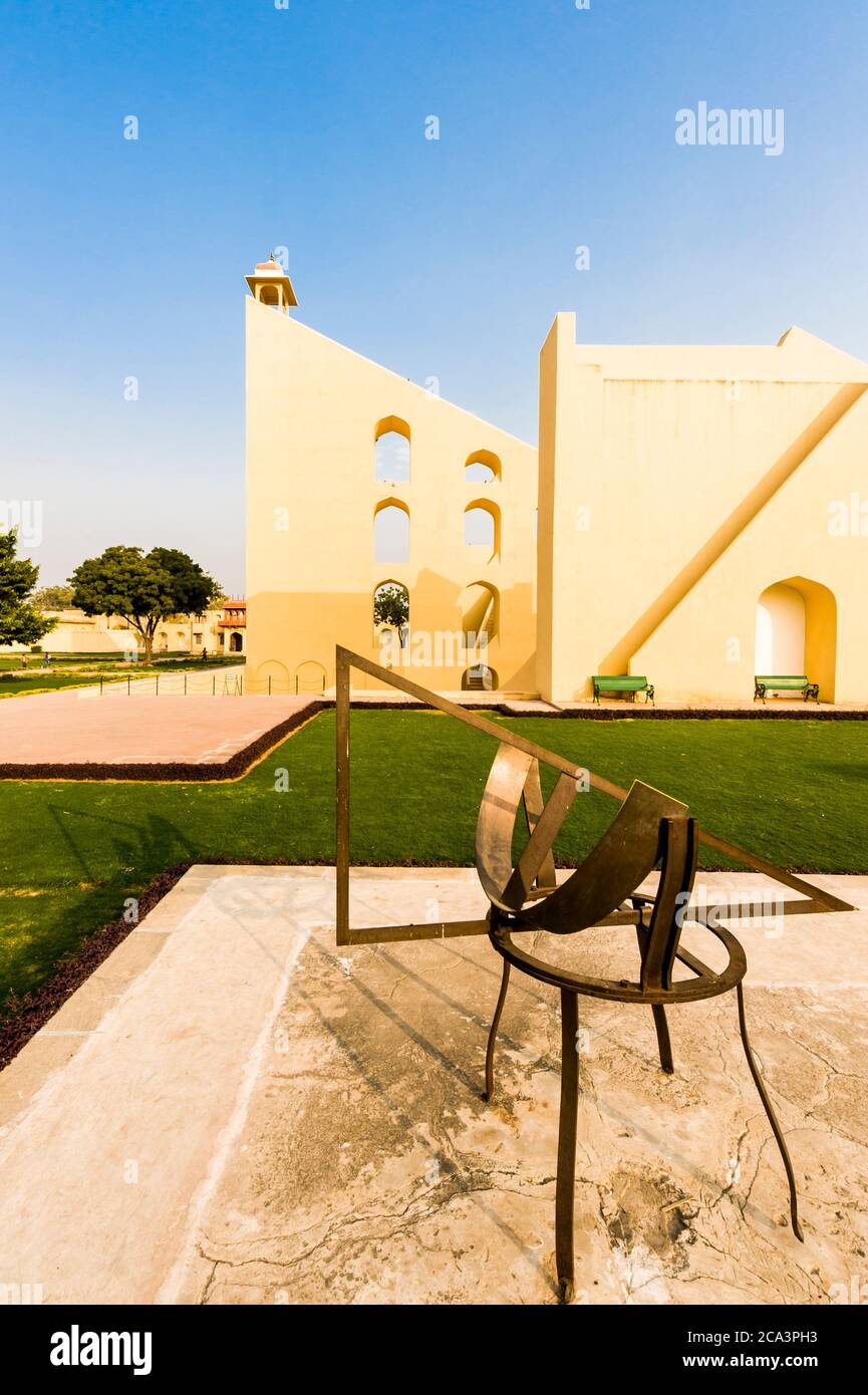 Un ancien observatoire astronomique, Jantar Mantar, Jaipur, Rajasthan, Inde, Asie, Asie, Asie du Sud Banque D'Images