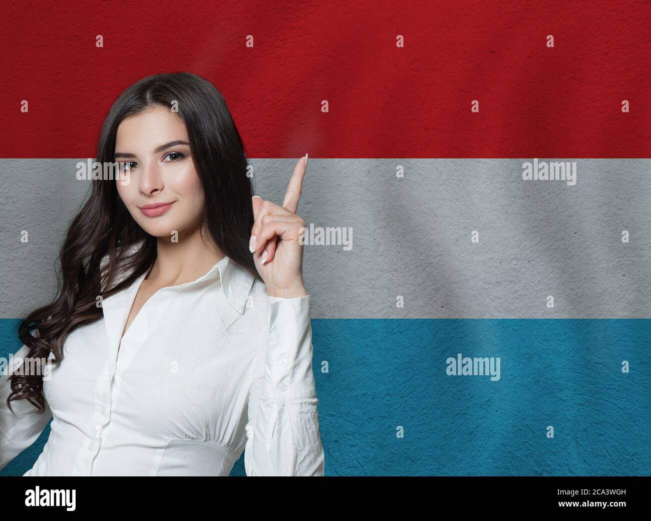 Femme avec pouce vers le haut. Concept d'éducation ou d'affaires Banque D'Images