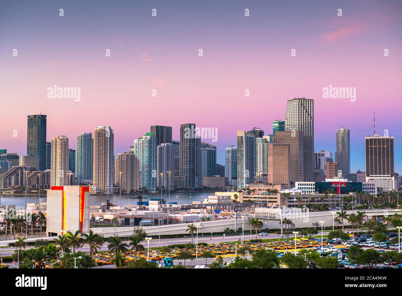 Miami, Floride, horizon des États-Unis à l'aube. Banque D'Images