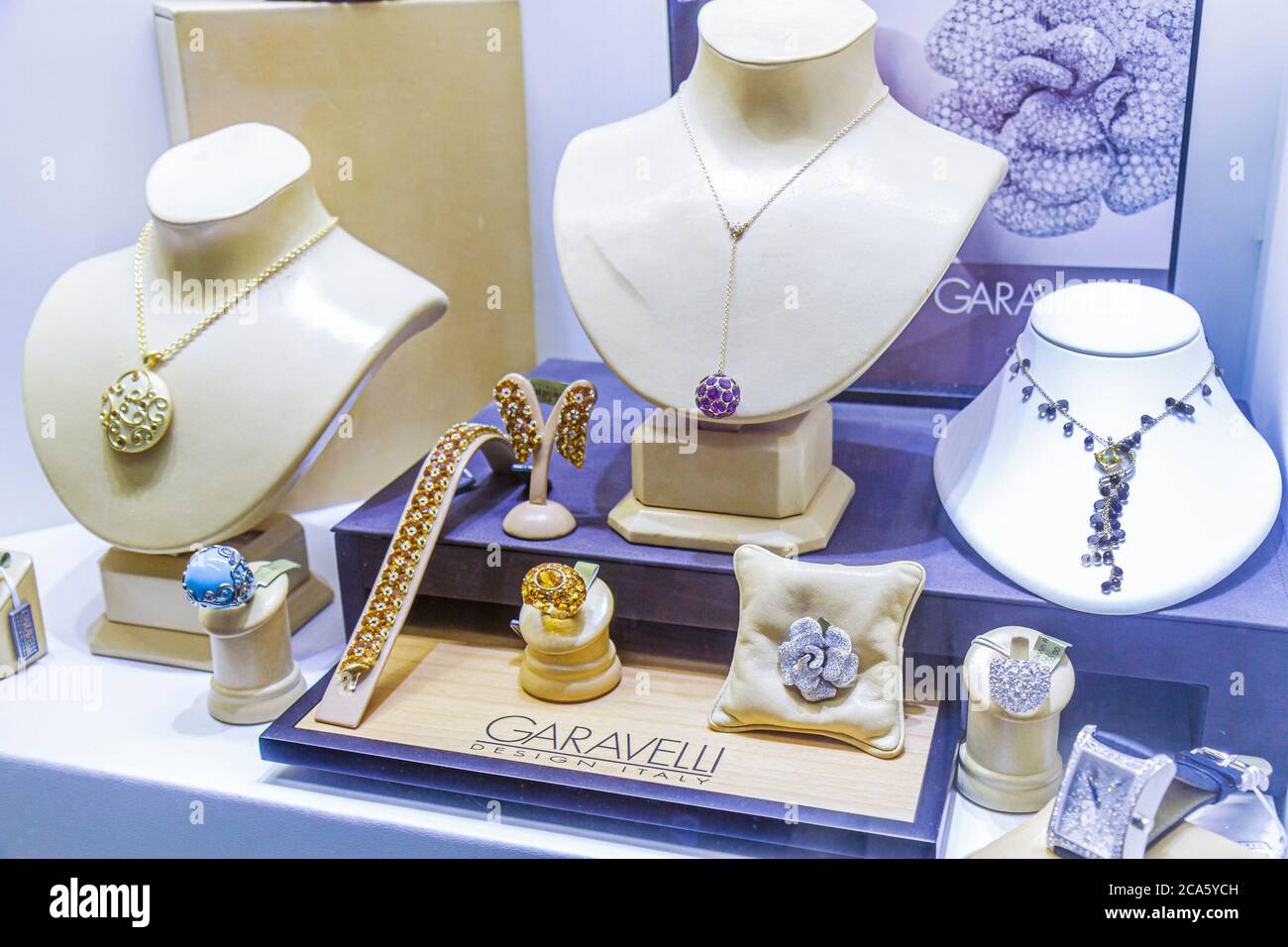 Boca Raton Florida, Palm Beach County, Mizner Park Plaza Real, shopping shopper shoppers magasins marché marchés achats vente, vente au détail stor Banque D'Images