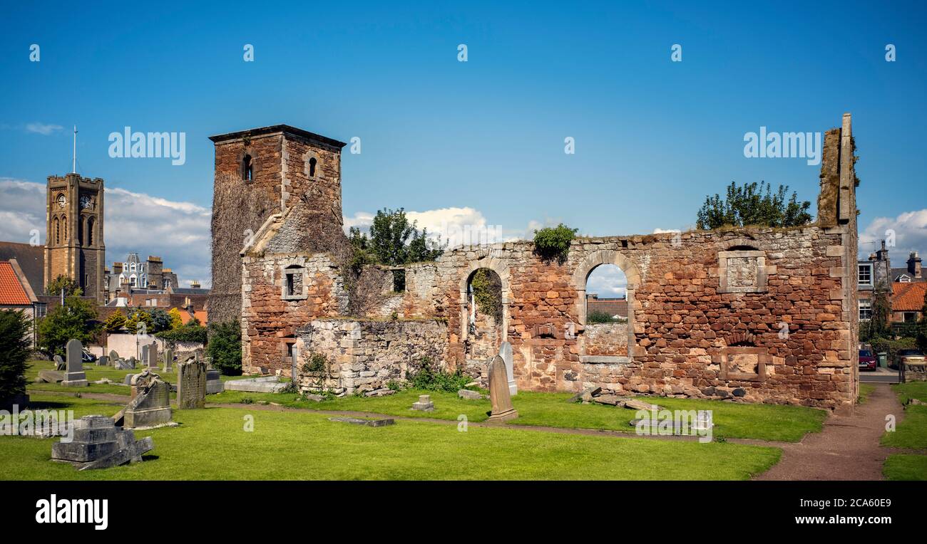 Vestiges de l'ancienne église paroissiale de St Andrews, Kirk ports, North Berwick, East Lothian, Écosse, Royaume-Uni. Banque D'Images