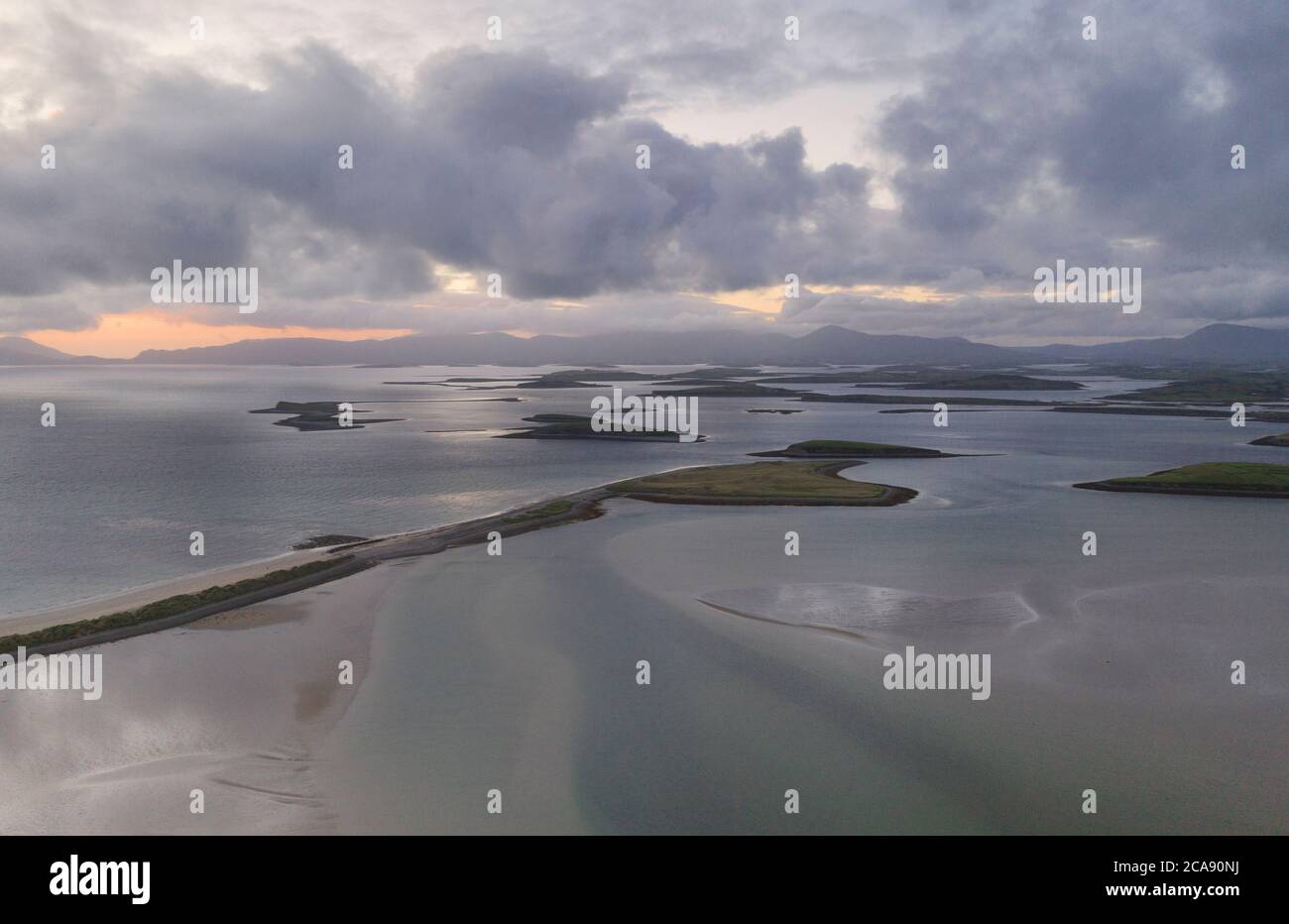 Image d'un drone aérien de Cléw Bay, Mayo, Irlande Banque D'Images