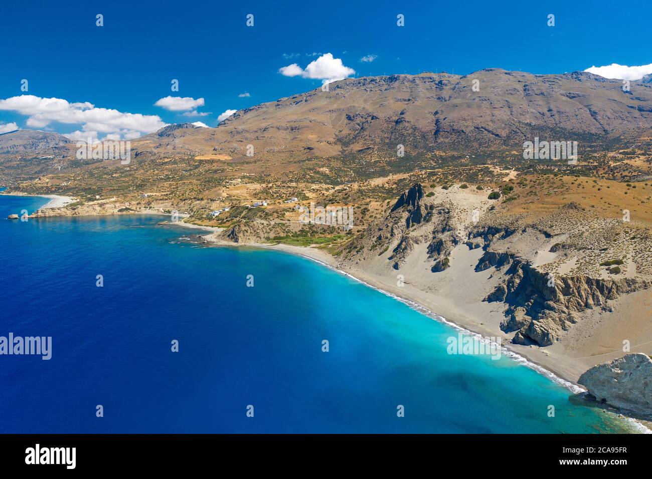 Vue aérienne de la plage d'Agios Pavlos sur l'île de Crète, les îles grecques, la Grèce, l'Europe Banque D'Images