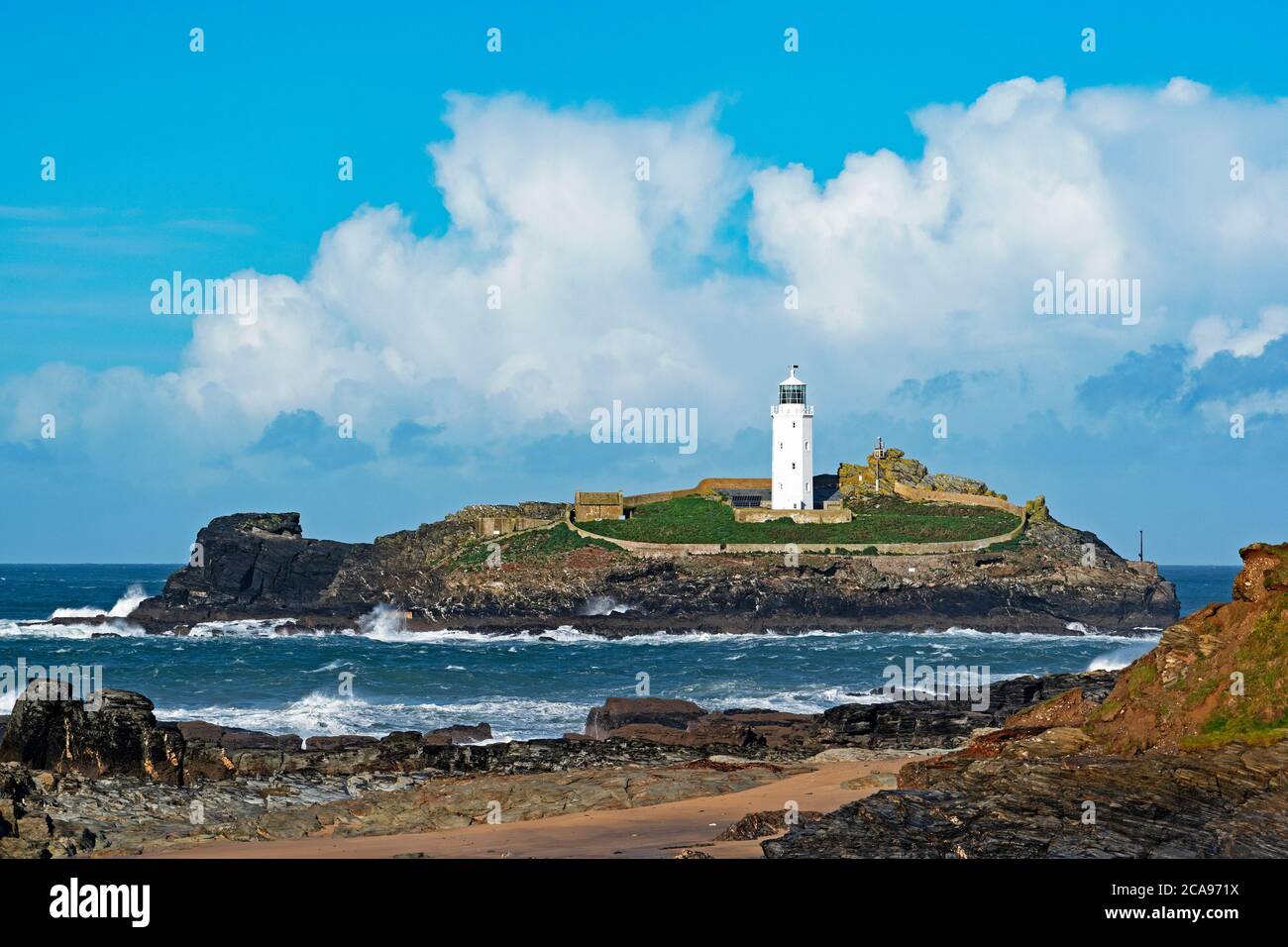 Phare de Godrevy dans la baie St ives cornwall, on dit que ce phare a été l'inspiration de Virginia Woolf pour son roman, le phare Banque D'Images