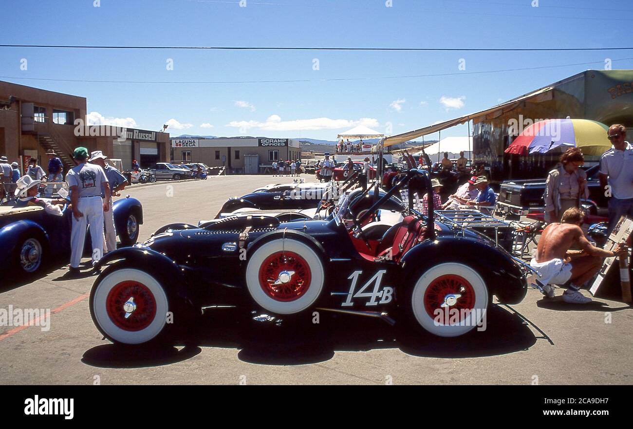 Allard J2 aux courses automobiles historiques de Monterey en 1990 à Laguna Seca California USA Banque D'Images