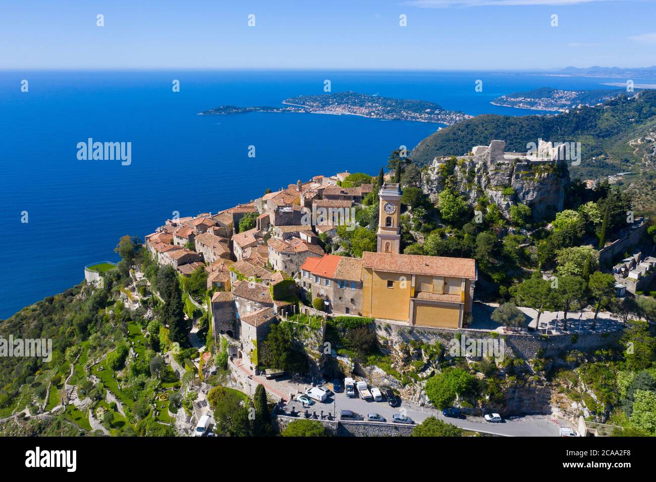 France, vue aérienne d'Eze sur la côte d'azur, un village typique du sud de la France Banque D'Images