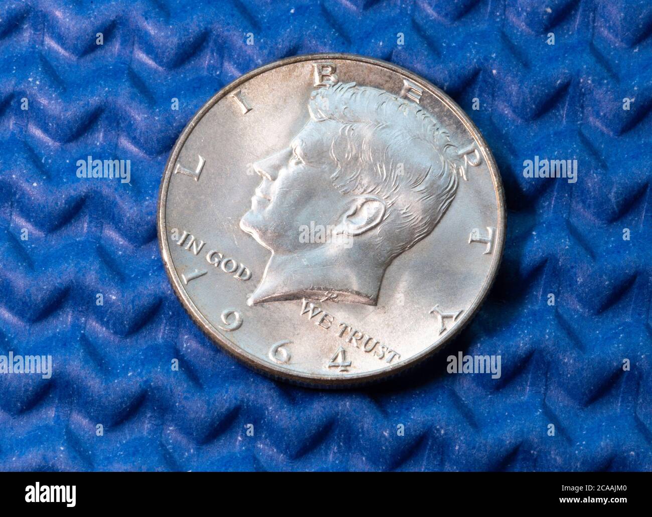 La vie d'une pièce historique des États-Unis de cinquante cents avec la ressemblance du président John F. Kennedy Banque D'Images