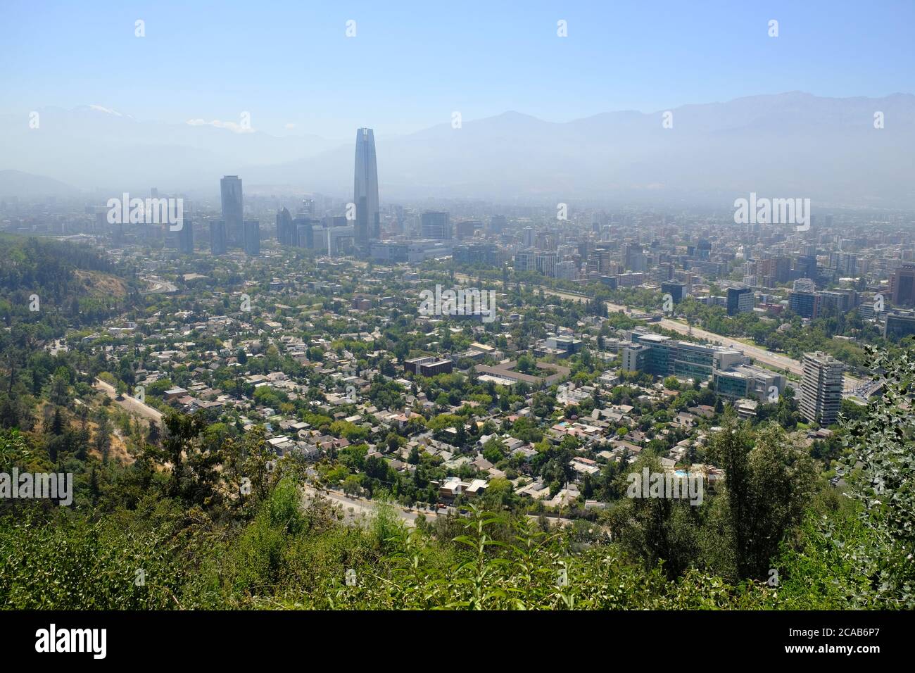 Chili Santiago - vue depuis le site d'intérêt de la colline de San Cristobal Banque D'Images