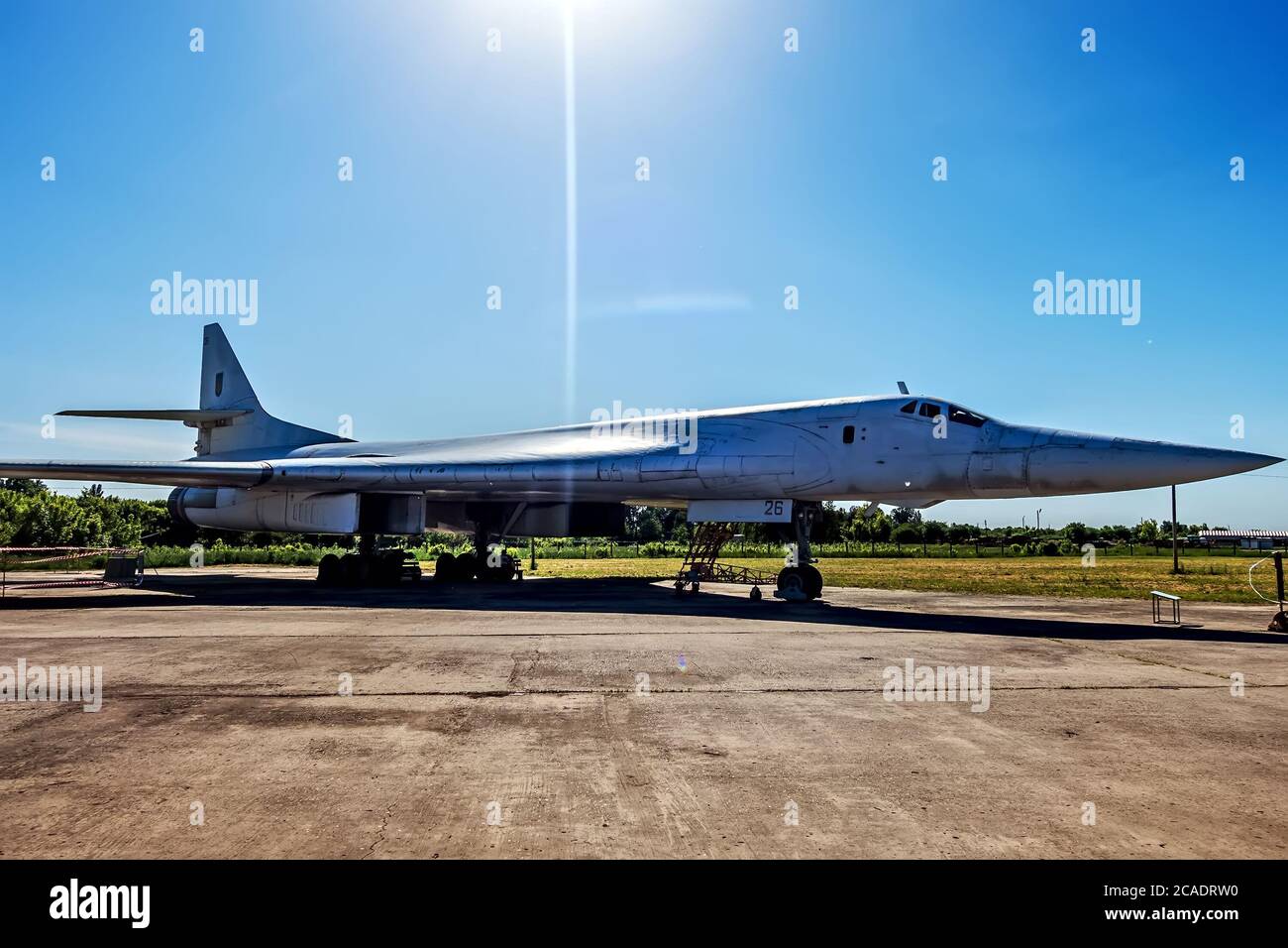 POLTAVA, UKRAINE - 19 OCTOBRE 2019: Tupolev Tu-160 'Black jack' - surnommé le 'White Swan' (Belyy Lebed ) par les pilotes. Musée de long-Range et S. Banque D'Images