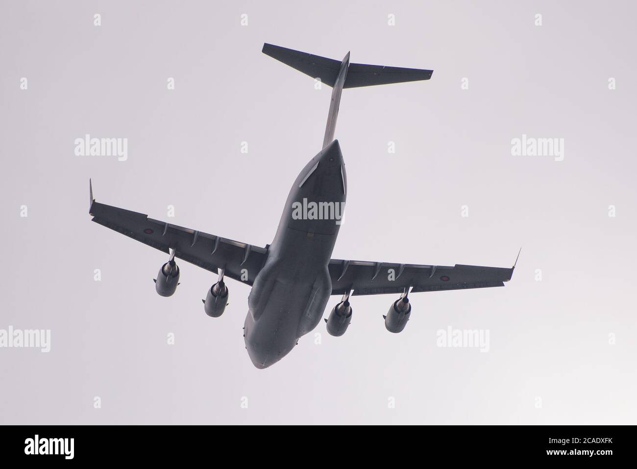 Édimbourg, Écosse, Royaume-Uni. 6 août 2020. Photo: Royal Air Force (RAF) Boeing C-17A Globemaster III (ZZreg 171) vu à l'aéroport d'Edimbourg faisant un circuit sur-un-tour-le-Royaume-Uni de RAF Brize Norton. Crédit : Colin Fisher/Alay Live News Banque D'Images